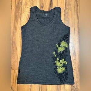 Icebreaker Tank Top. Medium